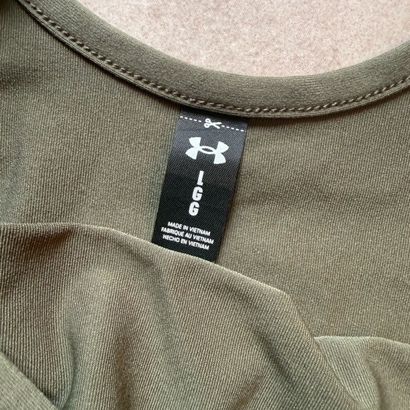 Under Armour Women's V-Neck Crop Top - Picture 3 of 6